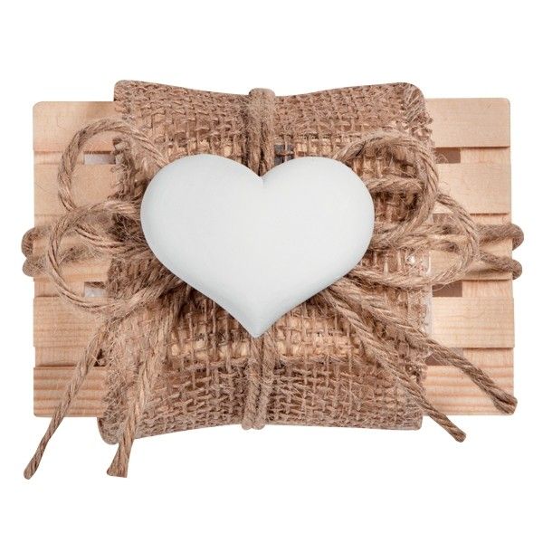 Honig Seife auf kleiner Holzpalette